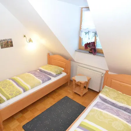 Mit Wellnessbereich *